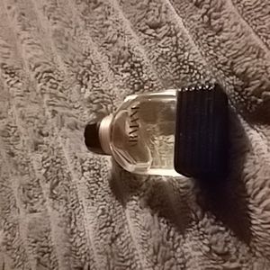 Armani  perfume